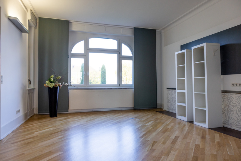 Villa am Schloss — historisches Prestigeinvestment — Bild 8