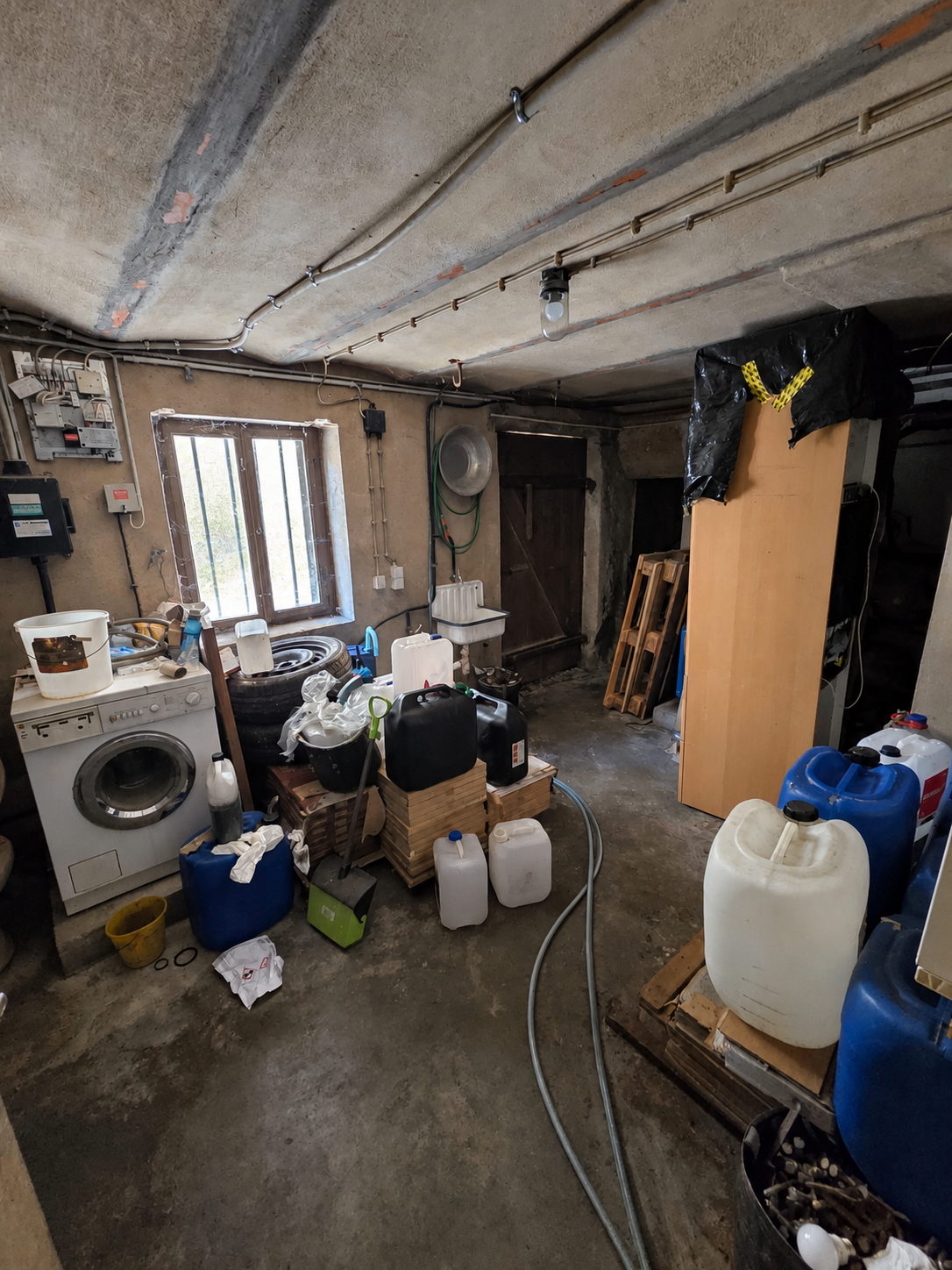Attraktive, teilsanierungsbedürftige Kapitalanlage in Großheppach — Bild 8